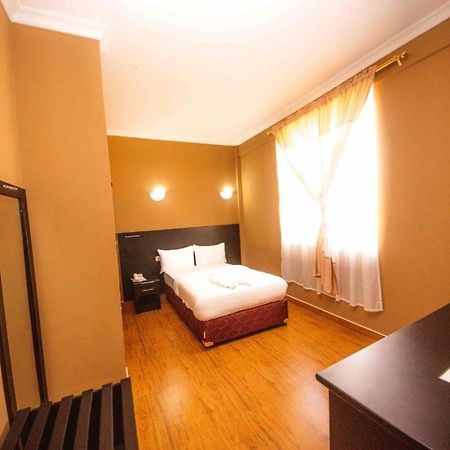 Panone Hotel Boma Boma la Ngombe Eksteriør bilde