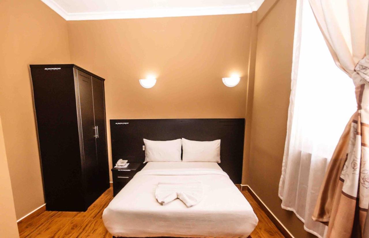 Panone Hotel Boma Boma la Ngombe Eksteriør bilde
