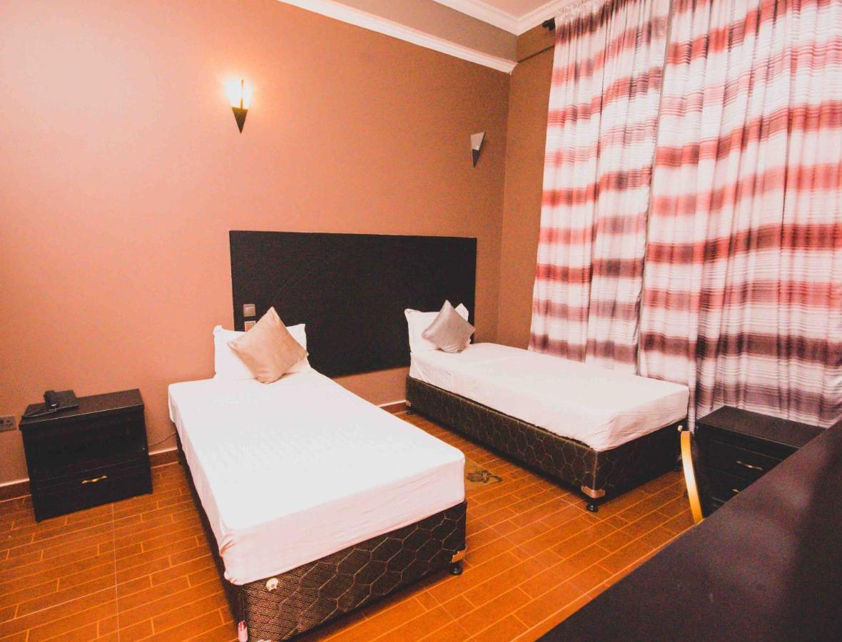 Panone Hotel Boma Boma la Ngombe Eksteriør bilde