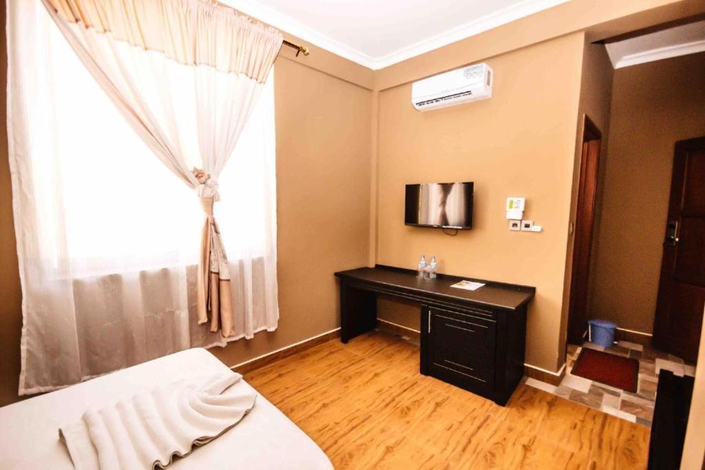 Panone Hotel Boma Boma la Ngombe Eksteriør bilde